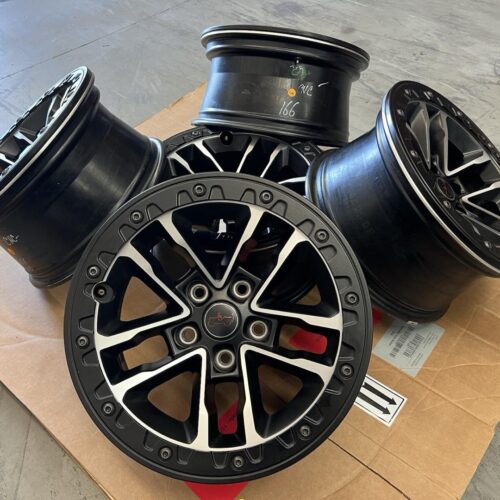 Exclusive OEM Mopar 17″ Rubicon 392 Xtreme Recon (XR) Beadlock-Capable Wheels