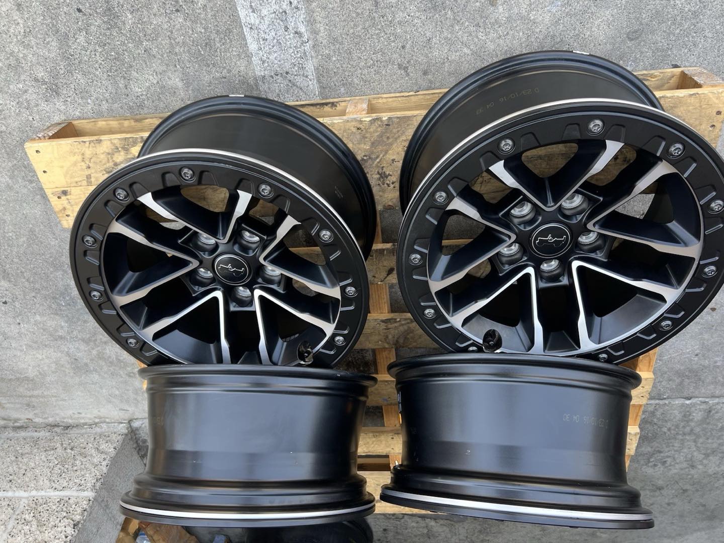 Jeep Factory OEM Stock Rubicon Extreme Recon X 392 Beadlock Bead Lock Wheels 17” - Image 6