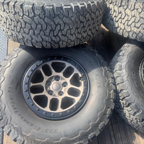 Set of (5) Genuine OEM Jeep Wrangler 392 XR Bronze 17″ Beadlock Wheels & 35″ BFG Tires