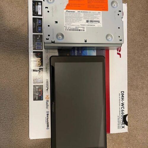 Pioneer 9″ Digital Multimedia Receiver & iDatalink Maestro Integration Kit – Jeep Wrangler JL / Gladiator JT