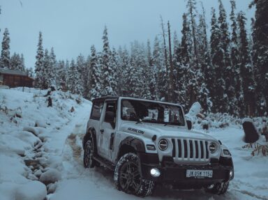Winter Warrior or Summer Runner? Essential Mopar Parts for Season-Proofing Your JK, JL, or JT