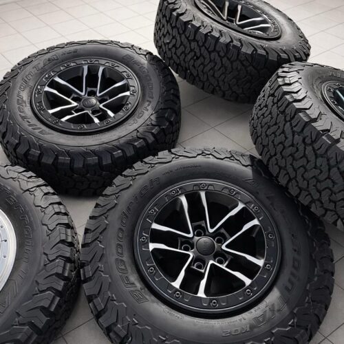 2024 Jeep Wrangler 392 Rubicon
17″ Factory Wheels Rims Set
BFG KO2 Tires